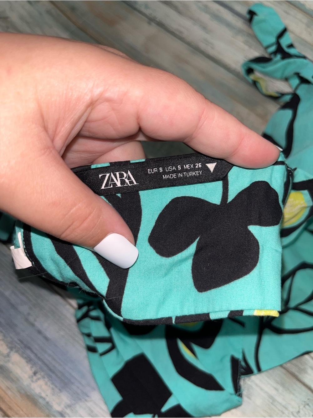 Zara Floral Halter Crop Top Green Tie Neck Open Back Summer Resort Size S - Picture 8 of 8